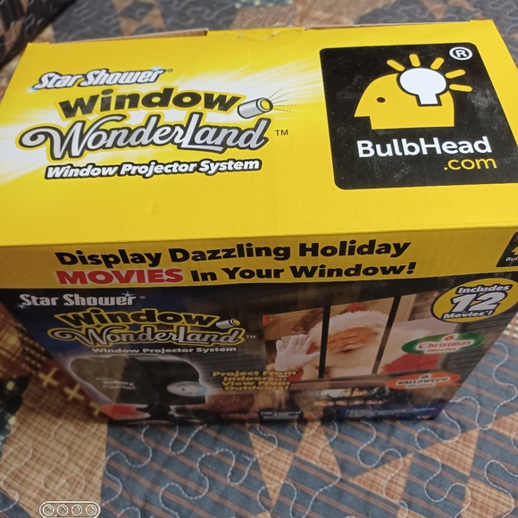 Halloween and ChristmaWindow Projector System New in Box Christmas and Halloween - Picture 6 of 6